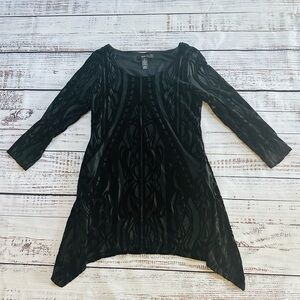 Women’s black velvet blouse! XS